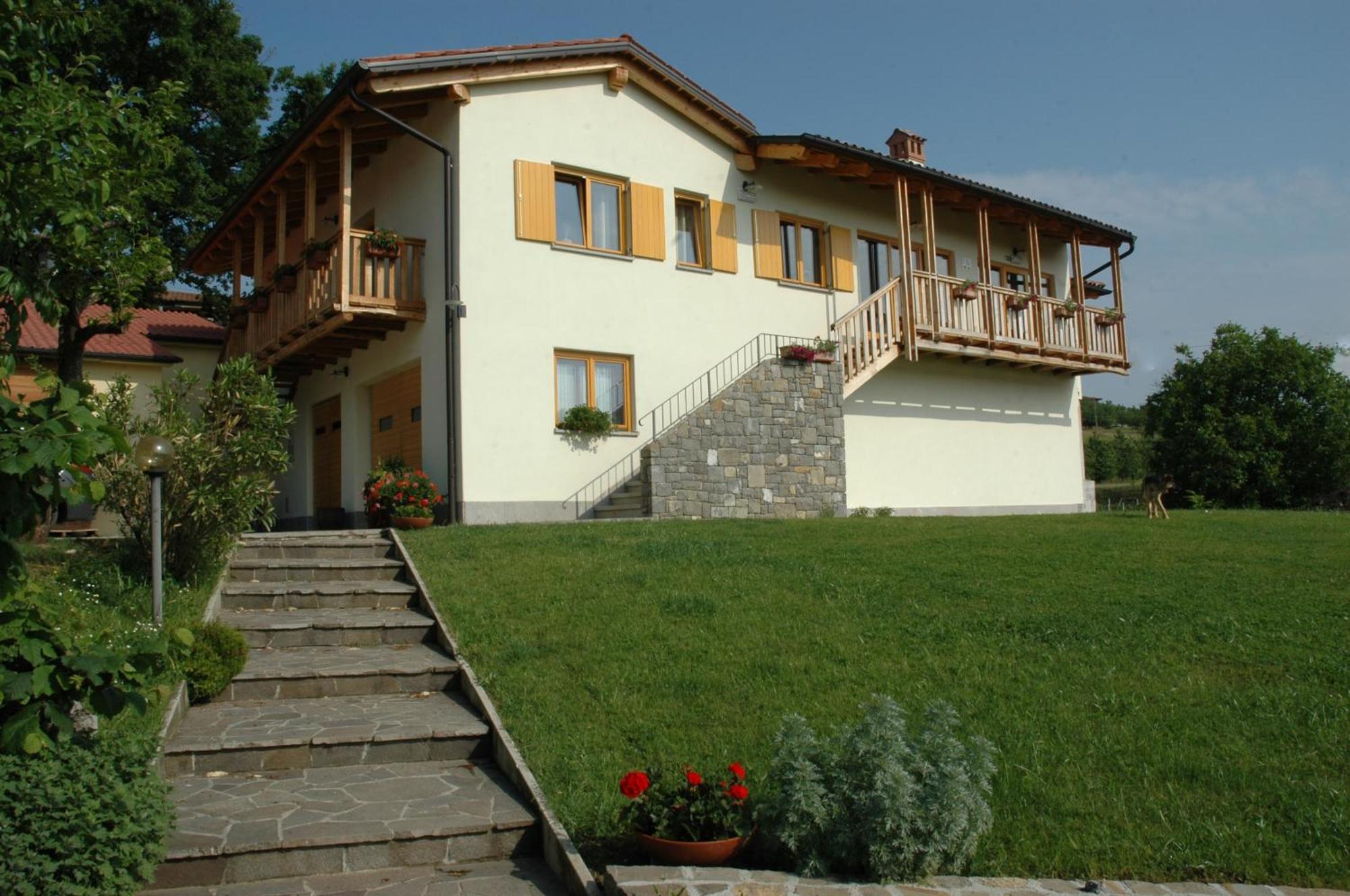 Farm Stay Sibav B&B Dobrovo Exterior photo